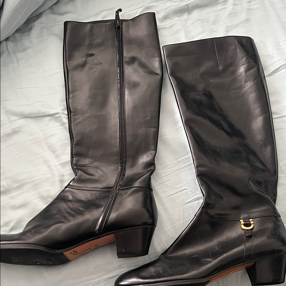 Vintage Ferragamo! New! Never worn! Elegant Black Leather Knee-High Boots